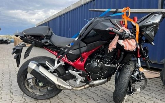 Gebrauchtmotorrad Honda CB750 Hornet - Bild 4