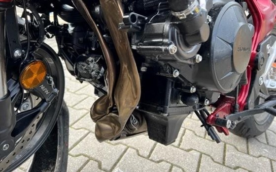 Gebrauchtmotorrad Honda CB750 Hornet - Bild 9