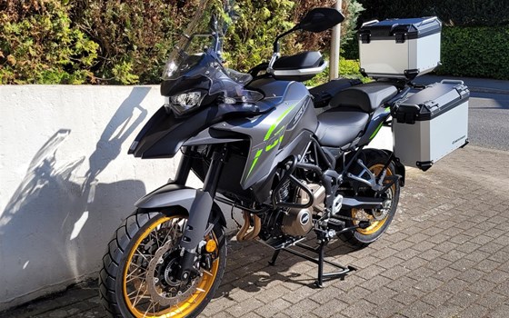 Gebrauchtmotorrad QJ Motor SRT 700 X - Bild 4