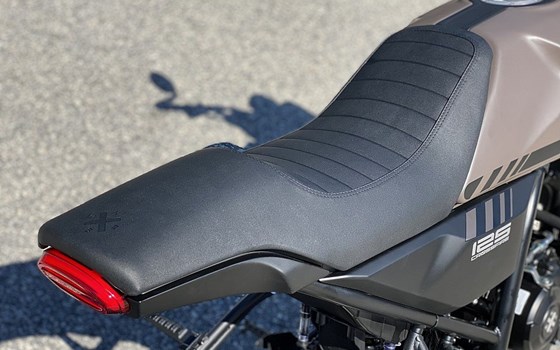 Neufahrzeug Brixton Crossfire 125 - Bild 10