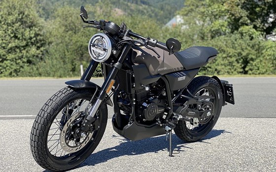 Neufahrzeug Brixton Crossfire 125 - Bild 3