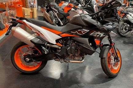 KTM 890 SMT