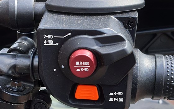 Neufahrzeug CFMOTO CForce 450 EFI 4x4 L DLX - Bild 10