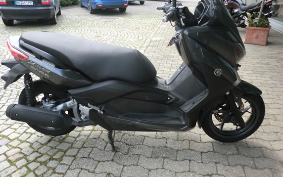 Gebrauchtmotorrad Yamaha X-Max 250 - Bild 2