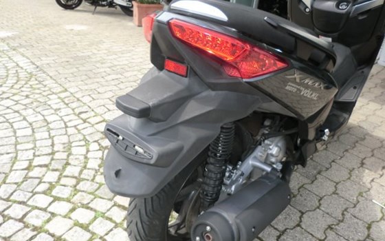 Gebrauchtmotorrad Yamaha X-Max 250 - Bild 9