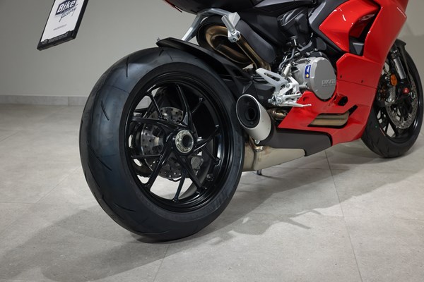 Ducati Panigale V2 (rot) - Bild 3