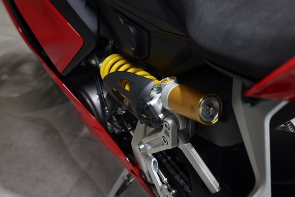 Ducati Panigale V2 (rot) - Bild 6