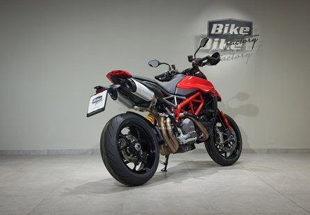 Ducati Hypermotard 950 (rot)