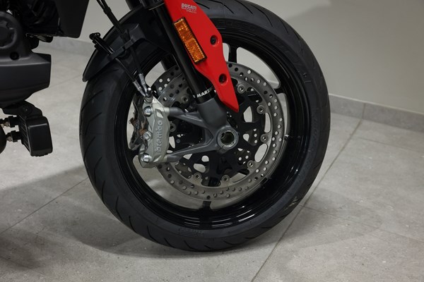 Ducati Hypermotard 950 (rot) - Bild 6