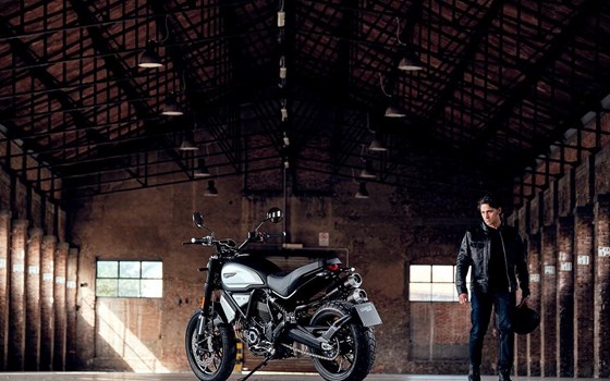 Neufahrzeug Ducati Scrambler 1100 Dark PRO - Bild 9