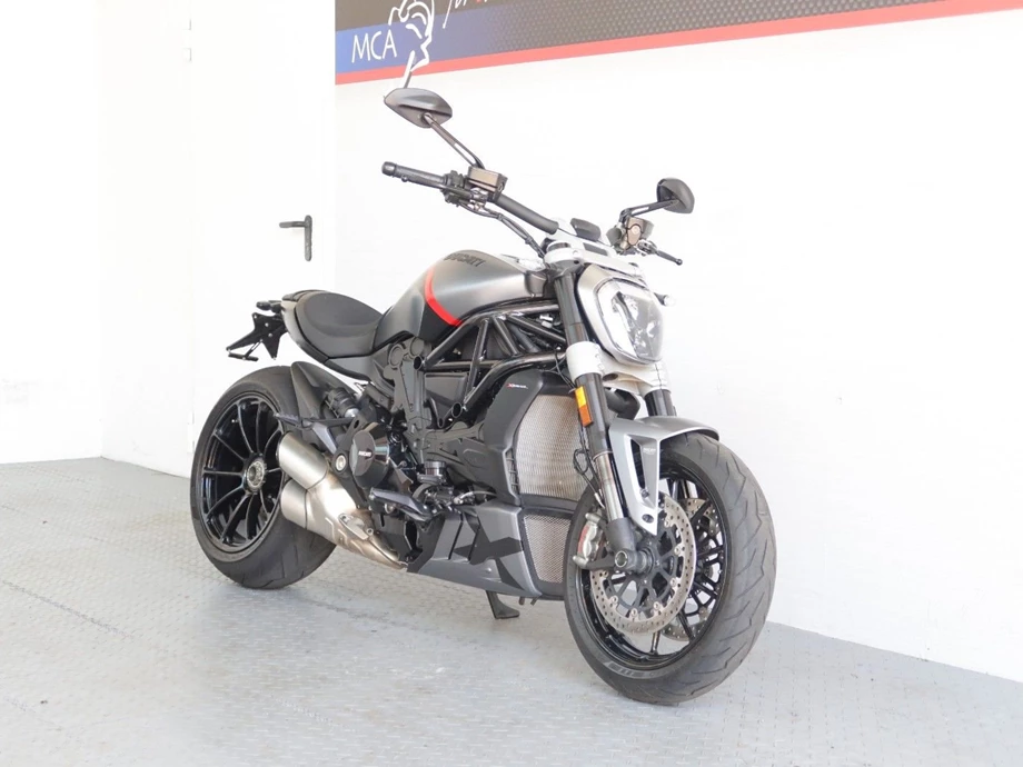 Angebot Ducati XDiavel Black Star Bild 9: Angebot Ducati XDiavel Black Star