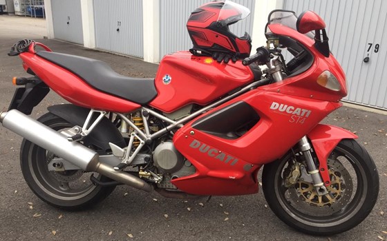 Gebrauchtmotorrad Ducati ST4 916 - Bild 4 Gebrauchtmotorrad Ducati ST4 916 - Bild 4