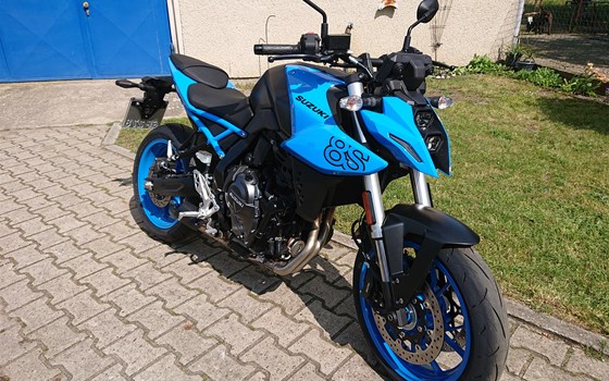 Gebrauchtmotorrad Suzuki GSX-8S - Bild 2