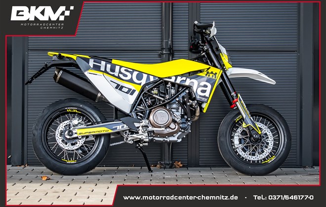 Husqvarna 701 Supermoto