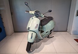 Neumotorrad Vespa GTS 300