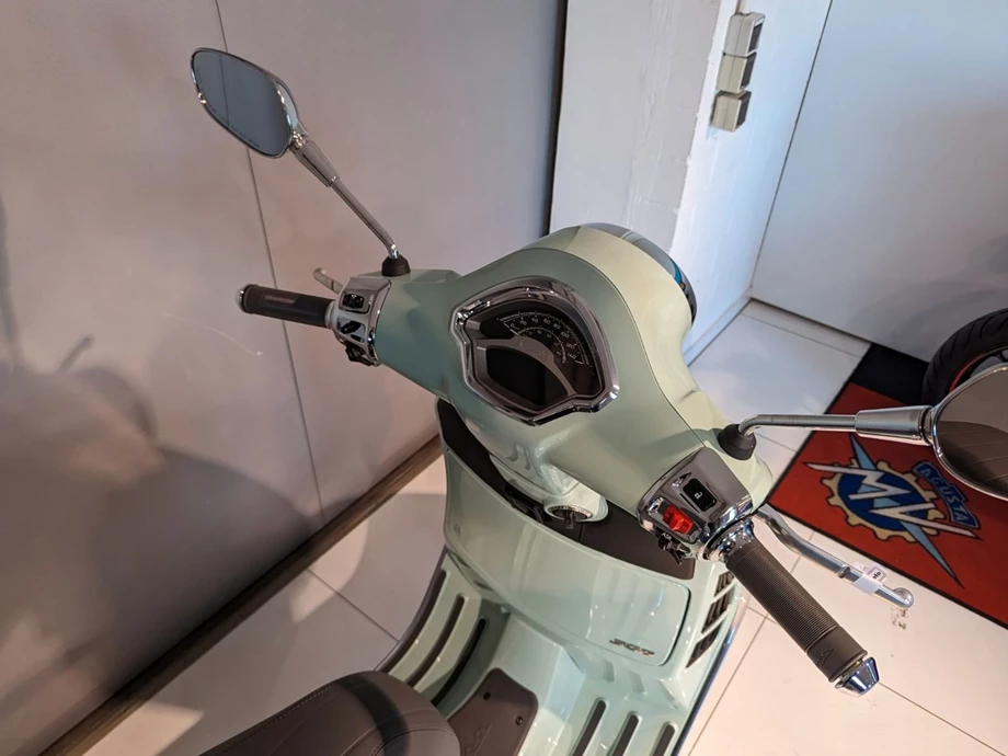 Angebot Vespa GTS 300 Bild 10: Angebot Vespa GTS 300