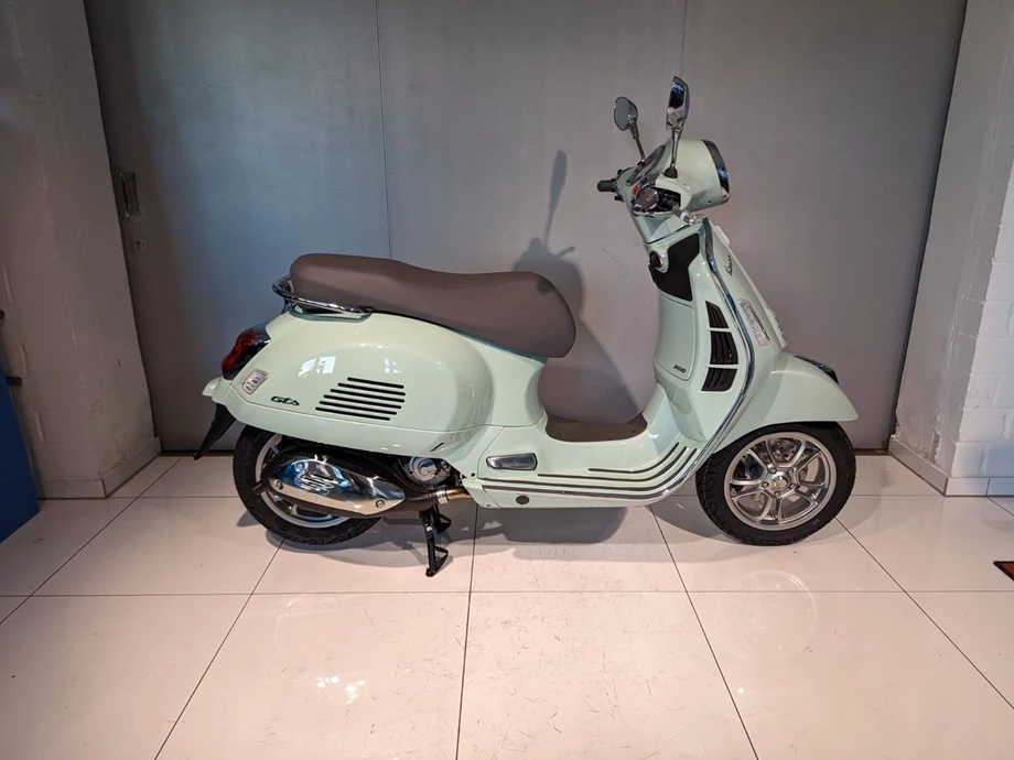 Angebot Vespa GTS 300 Bild 9: Angebot Vespa GTS 300