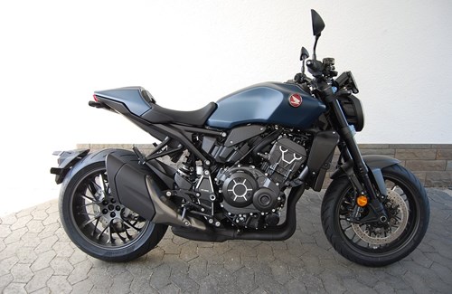 Neumotorrad Honda CB1000R Black Edition