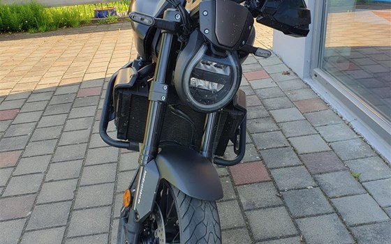 Gebrauchtmotorrad Honda CB 1000 R - Bild 2