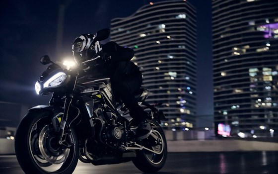 Gebrauchtmotorrad Triumph Street Triple 765 R - Bild 10