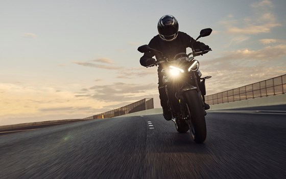 Gebrauchtmotorrad Triumph Street Triple 765 R - Bild 9