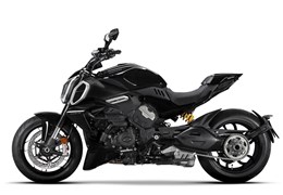Neumotorrad Ducati Diavel V4