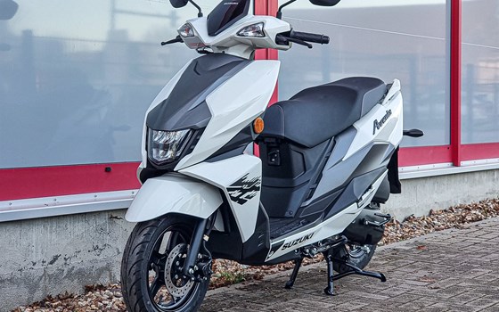 Neufahrzeug Suzuki Avenis 125 - Bild 2