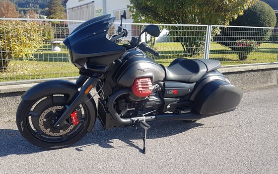 Gebrauchtmotorrad Moto Guzzi MGX-21 - Bild 1 Gebrauchtmotorrad Moto Guzzi MGX-21 - Bild 1