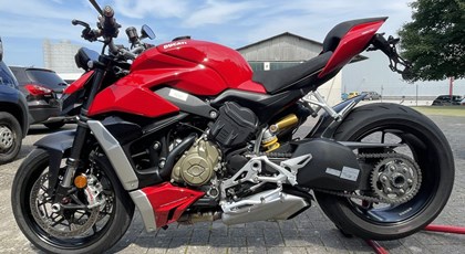 Gebrauchtmotorrad Ducati Streetfighter V4