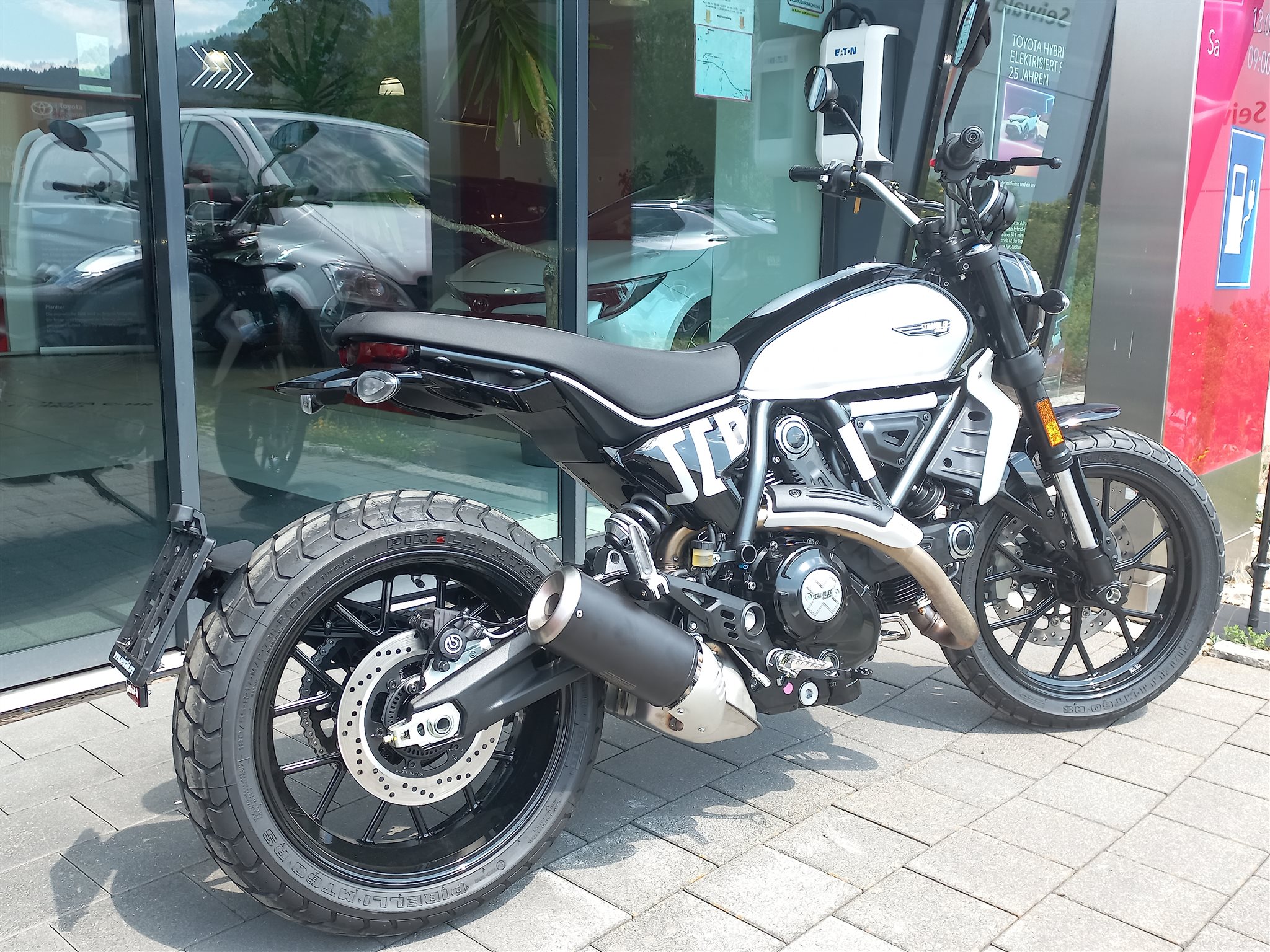 Neumotorrad Ducati Scrambler Icon Dark Eur