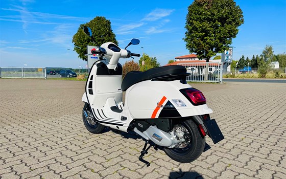 Neufahrzeug Vespa GTS 125 Super Sport - Bild 2