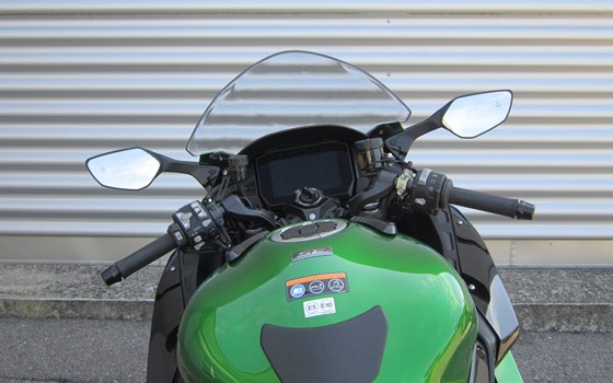 Gebrauchtmotorrad Kawasaki Ninja H2 SX SE - Bild 4