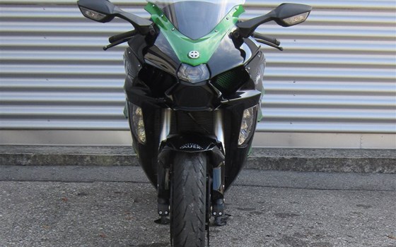 Gebrauchtmotorrad Kawasaki Ninja H2 SX SE - Bild 5