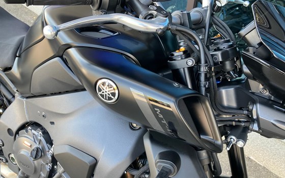 Neufahrzeug Yamaha MT-10 - Bild 2 Neufahrzeug Yamaha MT-10 - Bild 2