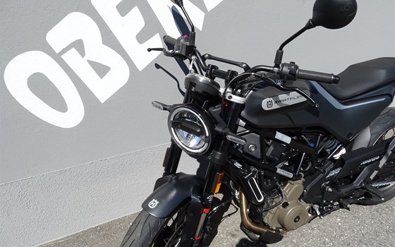 Gebrauchtmotorrad Husqvarna Svartpilen 401 - Bild 7 Gebrauchtmotorrad Husqvarna Svartpilen 401 - Bild 7