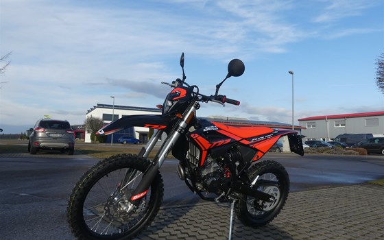 Neufahrzeug Beta RR 125 4T LC Enduro - Bild 4
