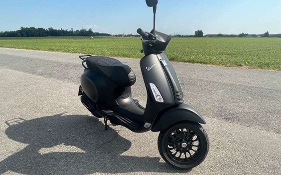 Gebrauchtmotorrad Vespa Sprint 125 - Bild 1