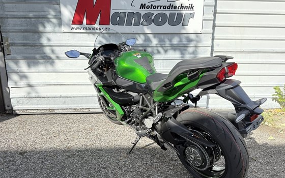 Neufahrzeug Kawasaki Ninja H2 SX - Bild 4