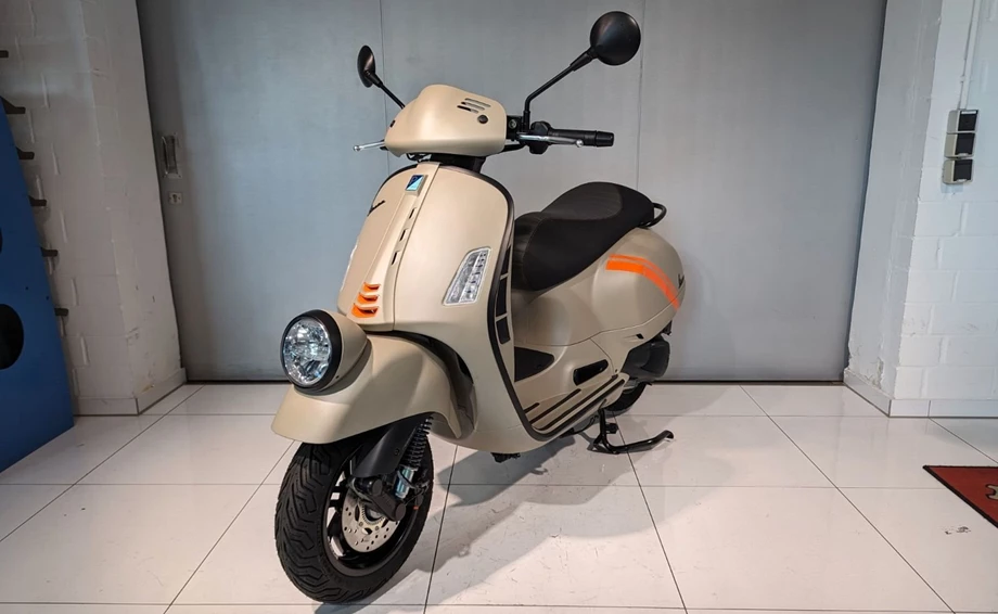 Angebot Vespa GTV 300 Special Edition Sei Giorni Euro4 Bild 1: Angebot Vespa GTV 300 Special Edition Sei Giorni Euro4