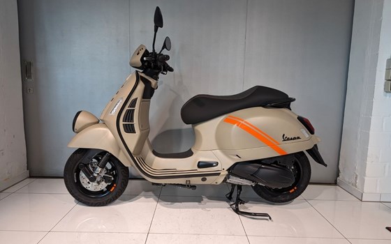 Neufahrzeug Vespa GTV 300 Special Edition Sei Giorni Euro4 - Bild 2