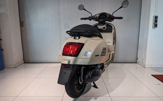 Neufahrzeug Vespa GTV 300 Special Edition Sei Giorni Euro4 - Bild 5