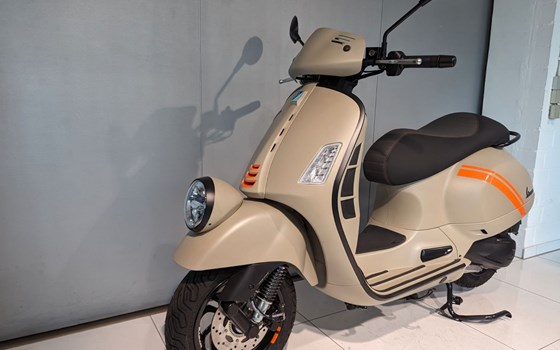 Neufahrzeug Vespa GTV 300 Special Edition Sei Giorni Euro4 - Bild 6