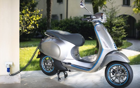 Gebrauchtmotorrad Vespa Elettrica - Bild 6