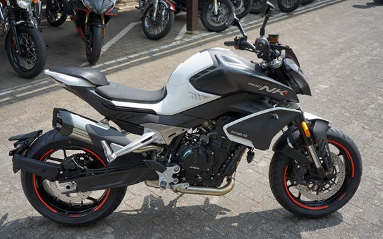 Neufahrzeug CFMOTO 800NK Sport - Bild 1