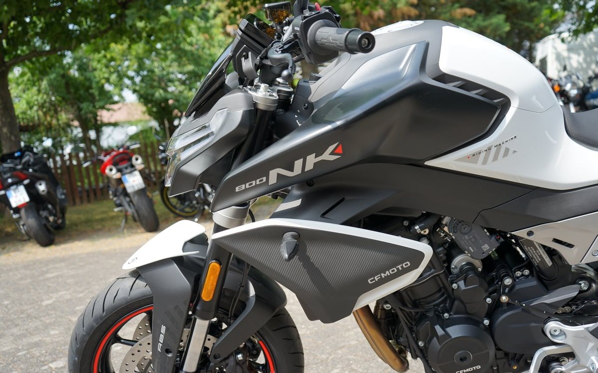 Zum Vergrößern bitte anklicken! Angebot CFMOTO 800NK Sport