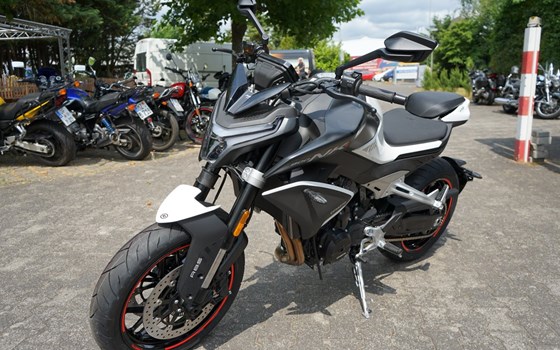 Neufahrzeug CFMOTO 800NK Sport - Bild 6