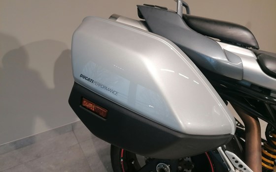 Gebrauchtmotorrad Ducati Multistrada 1000 - Bild 7 Gebrauchtmotorrad Ducati Multistrada 1000 - Bild 7