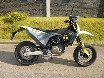 701 Supermoto