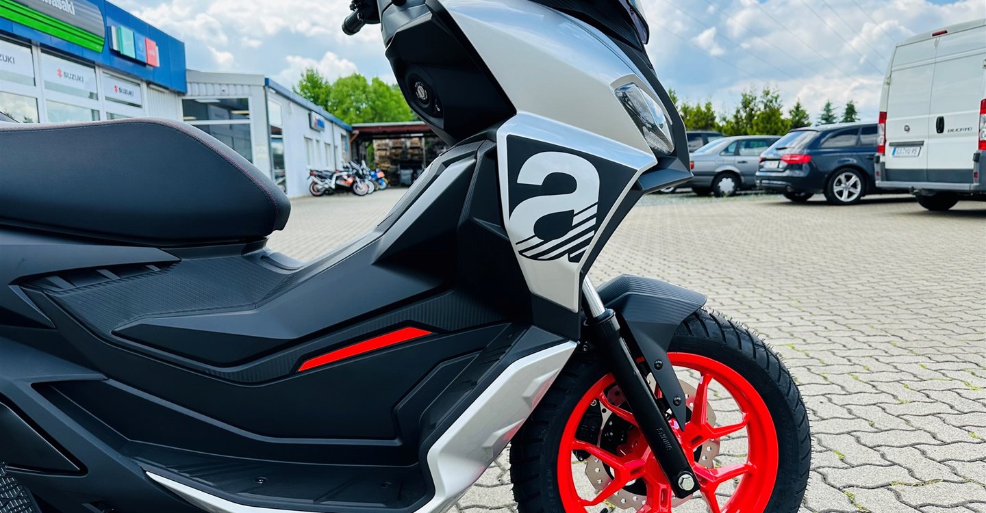 Angebot Aprilia SR GT Sport 200