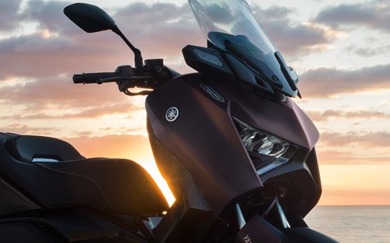 Neufahrzeug Yamaha XMAX 300 Tech MAX - Bild 12 Neufahrzeug Yamaha XMAX 300 Tech MAX - Bild 12